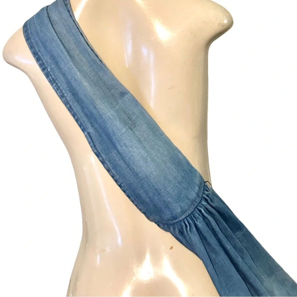 The Dog Squad Fur Baby Adjustable Sling Bag Dog Carrier in Bleached Denim EUC